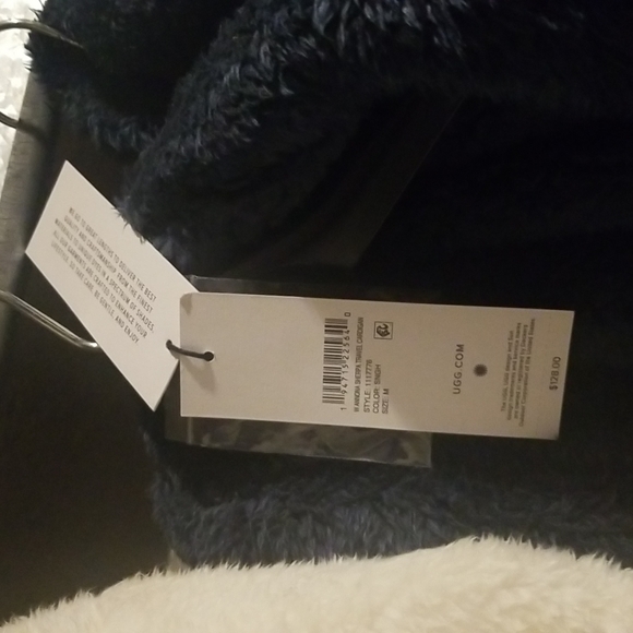 Cardigan ugg - Picture 7 of 12